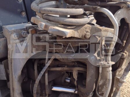 Сервисная инспекция экскаватора-погрузчика TEREX TL 825-RM - 4